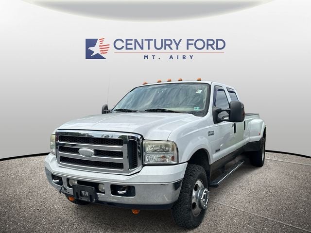 2005 Ford F-350SD Lariat DRW