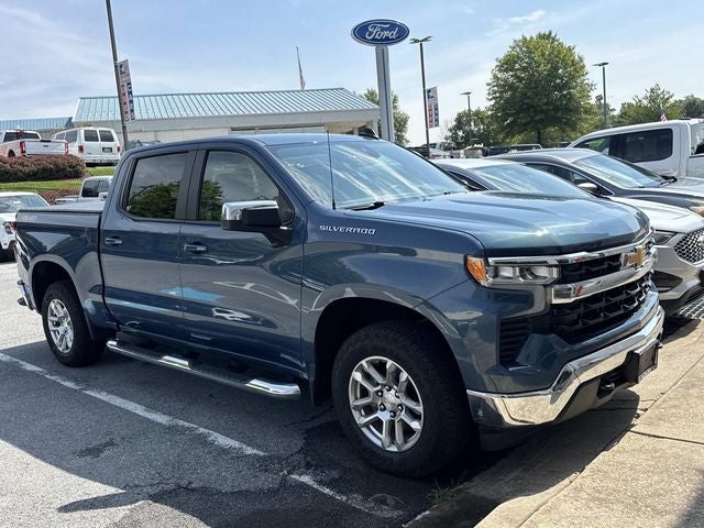 2024 Chevrolet Silverado 1500 LT LT1