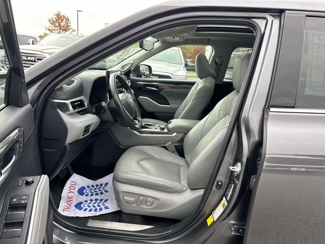 2024 Toyota Highlander Platinum