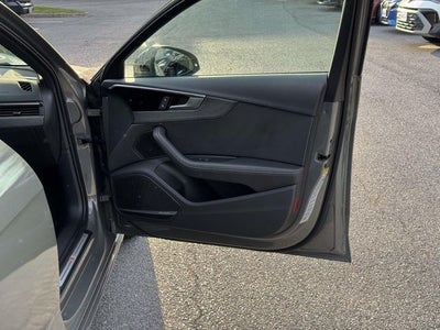 2023 Audi A4 45 S line Premium Plus quattro